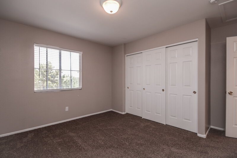2,555/Mo, 2108 Maple Springs St Henderson, NV 89002 bedroom View 4