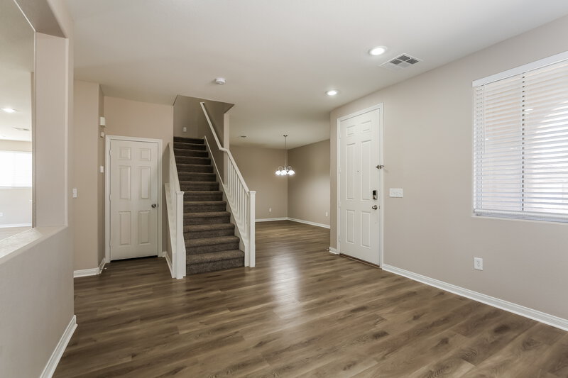 2,345/Mo, 6724 Sand Swallow St North Las Vegas, NV 89084 Living Room View 2