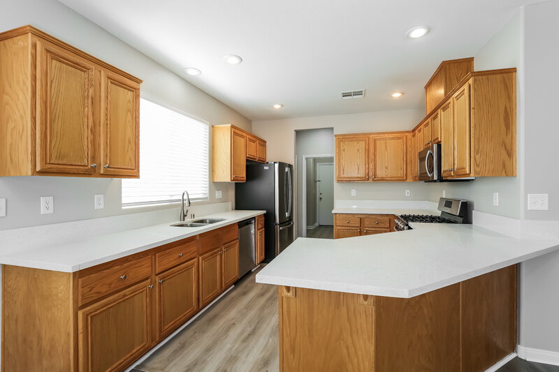 2,345/Mo, 6724 Sand Swallow St North Las Vegas, NV 89084 Kitchen View