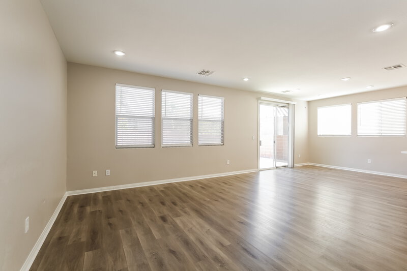 2,345/Mo, 6724 Sand Swallow St North Las Vegas, NV 89084 Family Room View