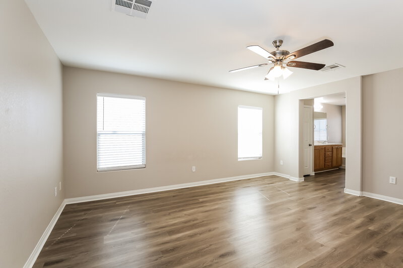 2,345/Mo, 6724 Sand Swallow St North Las Vegas, NV 89084 Main Bedroom View