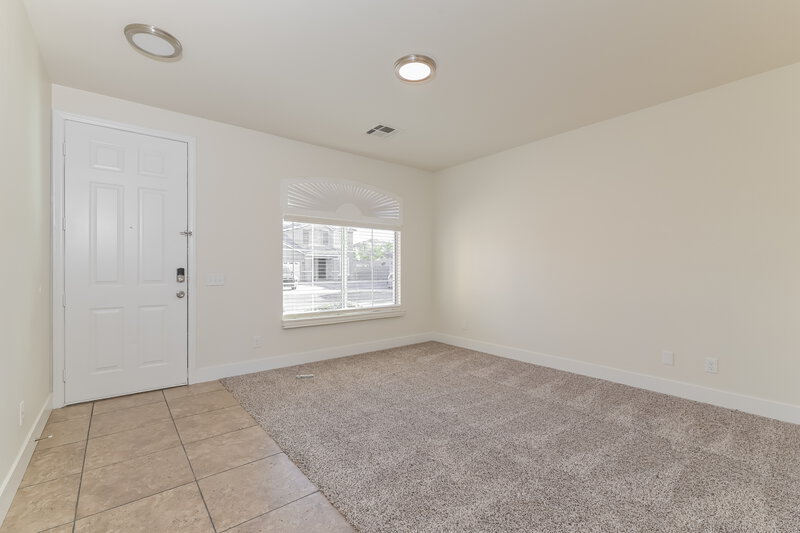 3,390/Mo, 992 White Glacier Ave Henderson, NV 89002 Living Room View