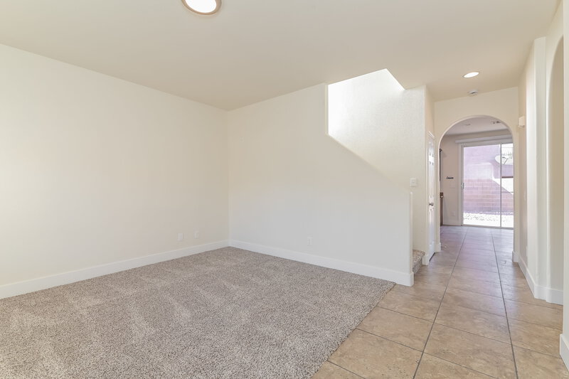 3,390/Mo, 992 White Glacier Ave Henderson, NV 89002 Living Room View 2
