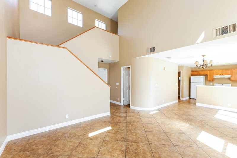 1,920/Mo, 7300 Lost Shadow Ct Las Vegas, NV 89131 Dining Room View