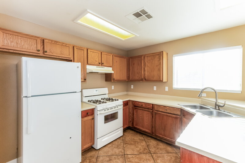 2,045/Mo, 7300 Lost Shadow Ct Las Vegas, NV 89131 Misc View 7