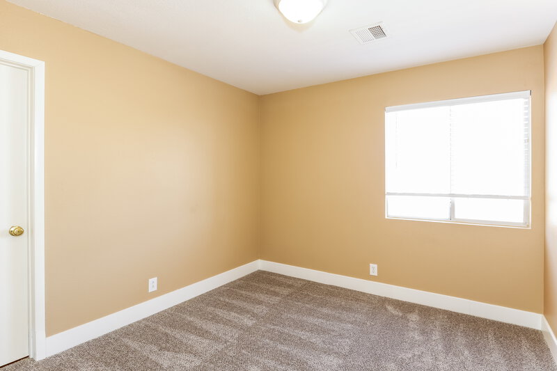 1,920/Mo, 7300 Lost Shadow Ct Las Vegas, NV 89131 Bedroom View 2