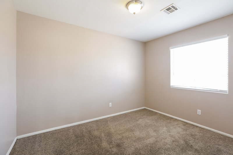 2,175/Mo, 6055 Autumn Rose Way Las Vegas, NV 89142 Bedroom View 3