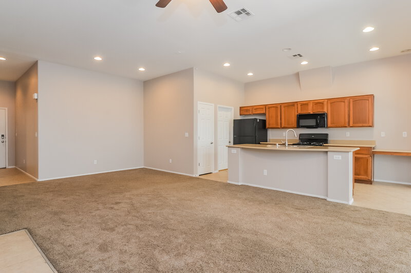 1,675/Mo, 6321 Salmon Mountain Ave Las Vegas, NV 89122 Dining Room View