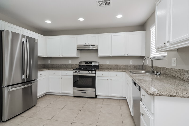 2,100/Mo, 1006 Grand Cerritos Ave Las Vegas, NV 89183 Kitchen View