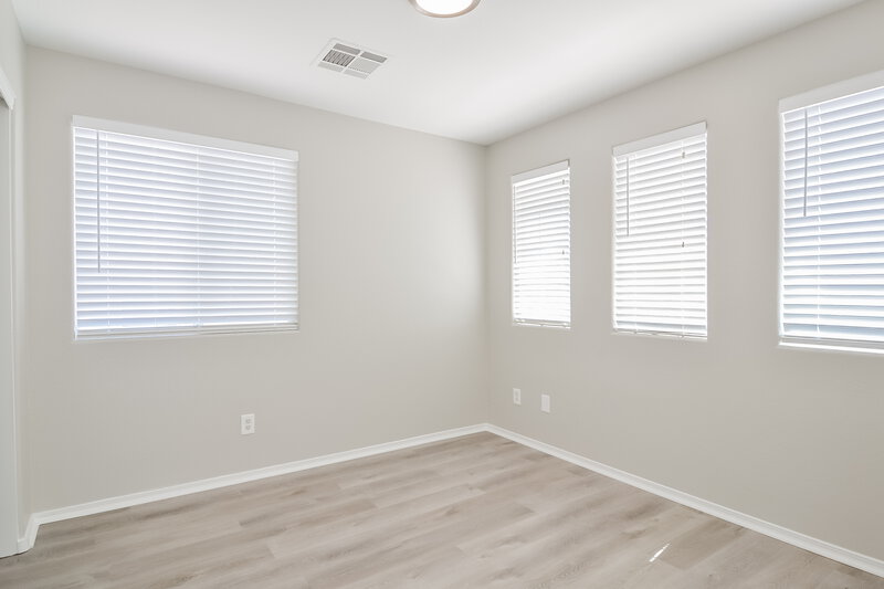 2,100/Mo, 1006 Grand Cerritos Ave Las Vegas, NV 89183 Bedroom View 2