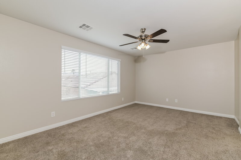 2,550/Mo, 995 Klamath River Ave Henderson, NV 89002 Main Bedroom View