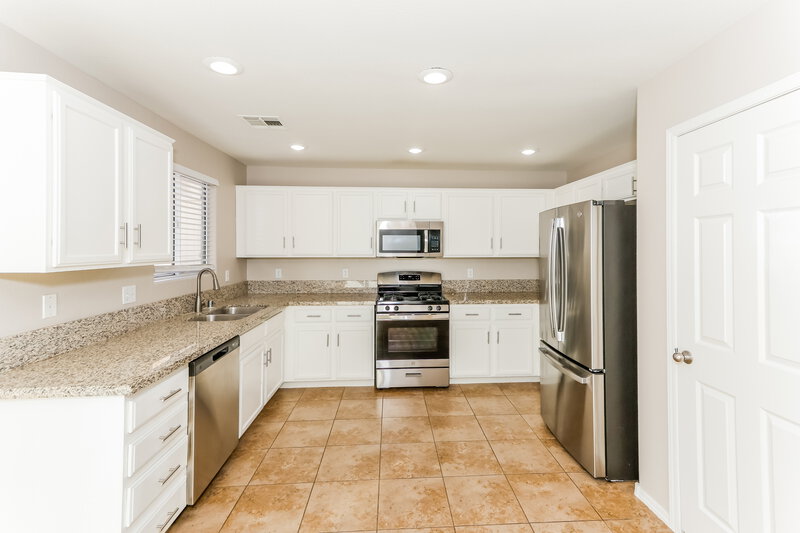 1,950/Mo, 7216 Plushstone St Las Vegas, NV 89148 Kitchen View 2