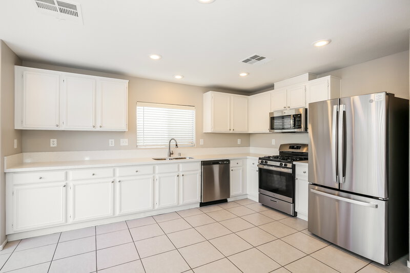 2,095/Mo, 9708 Maple Sugar Leaf Pl Las Vegas, NV 89148 Kitchen View