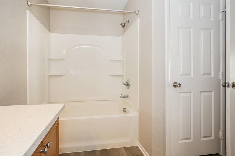 2,095/Mo, 9708 Maple Sugar Leaf Pl Las Vegas, NV 89148 Bathroom View