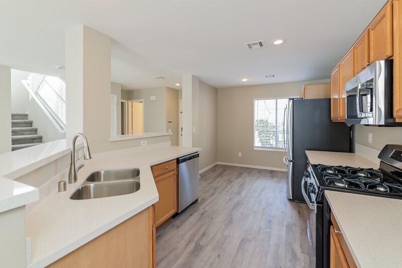 1,935/Mo, 717 Red Bark Ln Henderson, NV 89011 Kitchen View