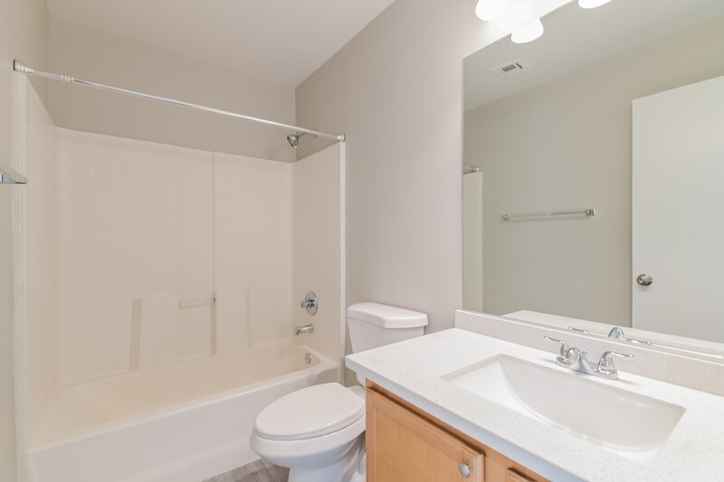 1,935/Mo, 717 Red Bark Ln Henderson, NV 89011 Bathroom View