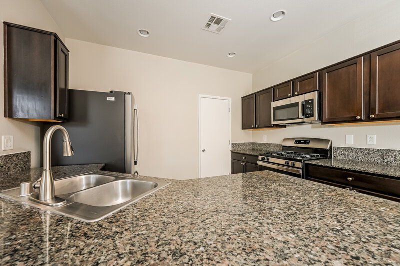 2,245/Mo, 6238 Borland Ct Las Vegas, NV 89148 Kitchen View