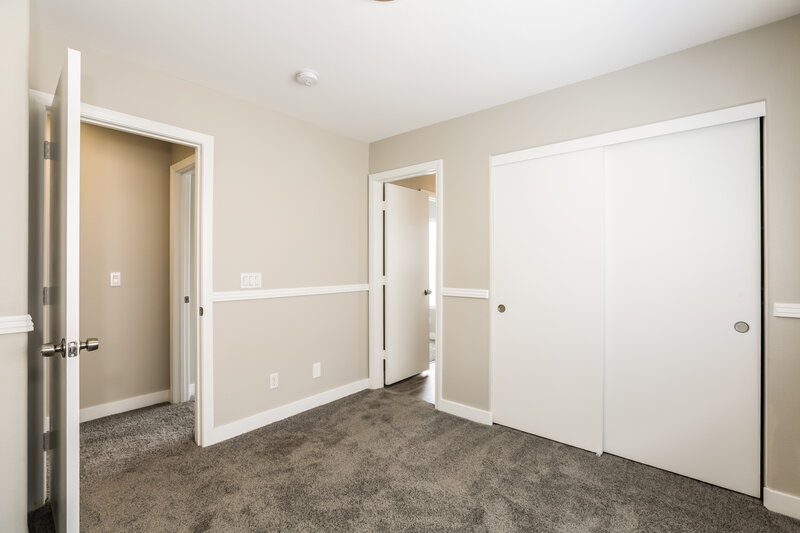 2,165/Mo, 10027 Ivy Patch St Las Vegas, NV 89183 Bedroom View 4