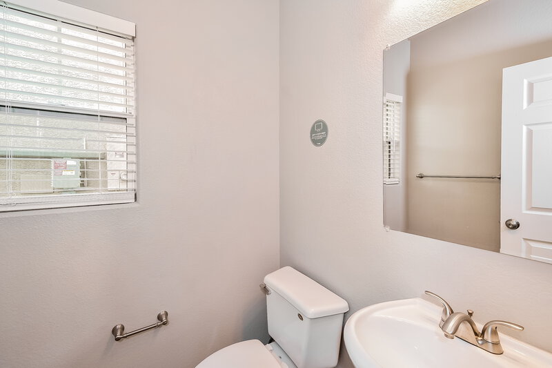 2,160/Mo, 674 Point Bluff St Henderson, NV 89002 Powder Room View