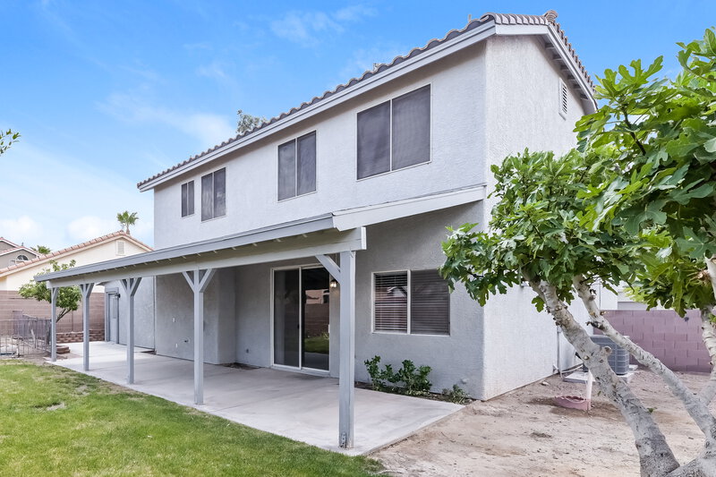 2,300/Mo, 1012 Desert Retreat Ct Henderson, NV 89002 Rear View 2