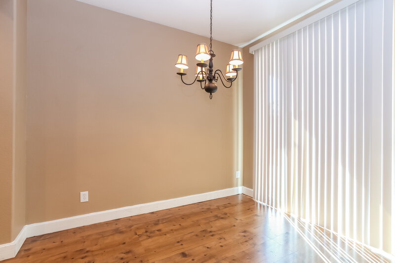 2,180/Mo, 7205 Gran Paradiso Dr Las Vegas, NV 89131 Dining Room View