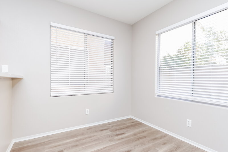 1,790/Mo, 8015 Duneville St Las Vegas, NV 89139 Bedroom View
