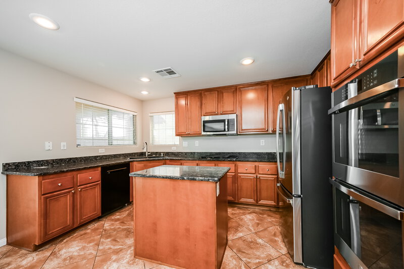 2,395/Mo, 11076 Cherokee Landing St Las Vegas, NV 89179 Kitchen View