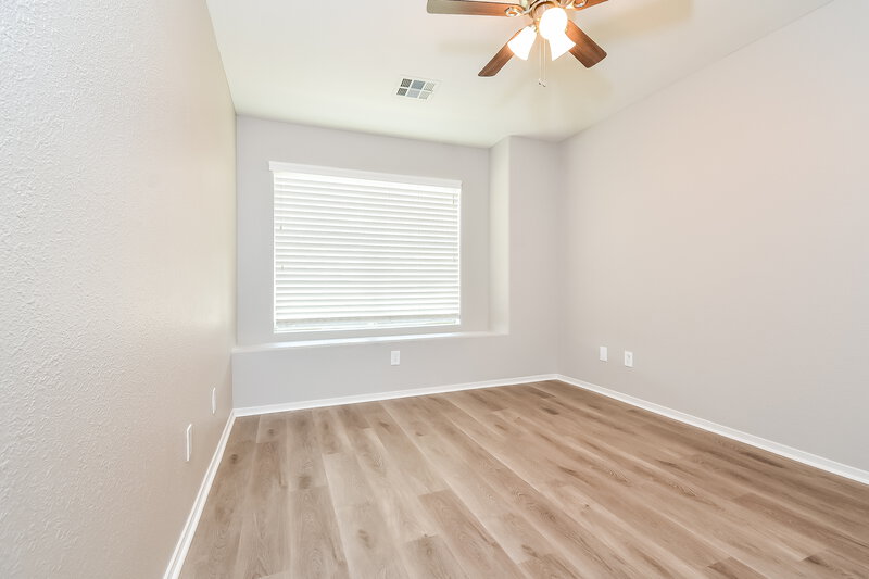 2,300/Mo, 989 Trackers Glen Ave Henderson, NV 89015 Bedroom View 2