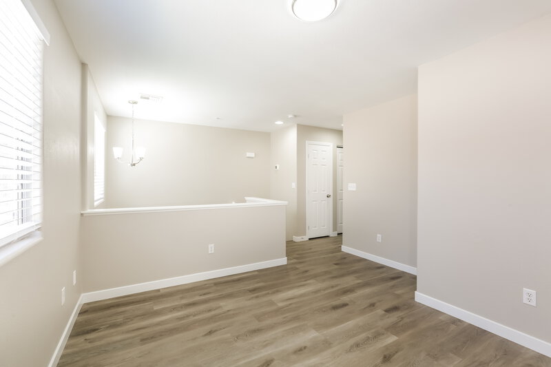 1,795/Mo, 10621 Bear Lodge Ct Las Vegas, NV 89129 Loft View