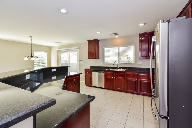 3,590/Mo, 5304 Welch Valley Ave Las Vegas, NV 89131 Kitchen View