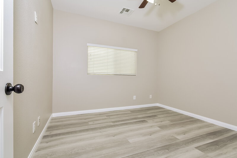 3,590/Mo, 5304 Welch Valley Ave Las Vegas, NV 89131 Bedroom View 3