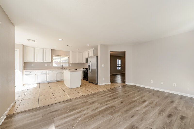 2,330/Mo, 6171 Blue Rapids Ct Las Vegas, NV 89139 Living Room View