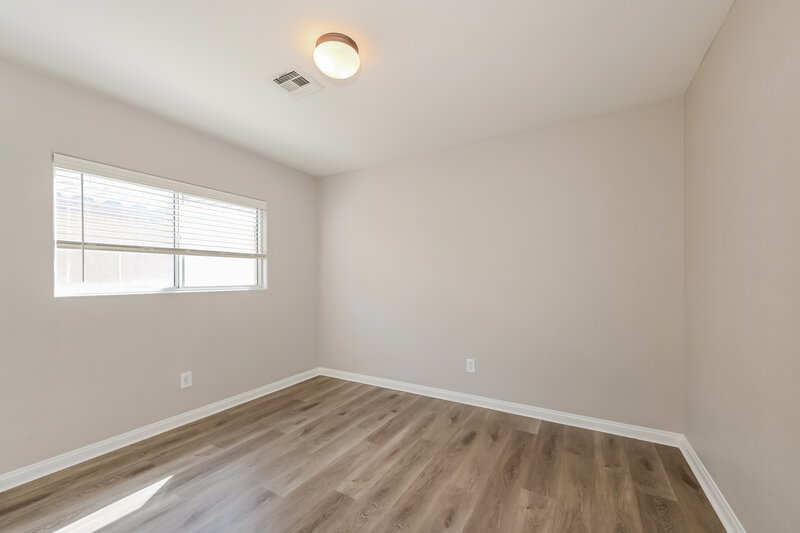 2,330/Mo, 6171 Blue Rapids Ct Las Vegas, NV 89139 Bedroom View 2