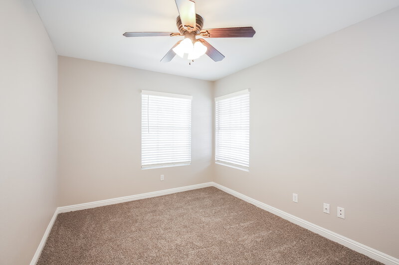 1,995/Mo, 2015 Pink Coral Dr North Las Vegas, NV 89031 Bedroom View