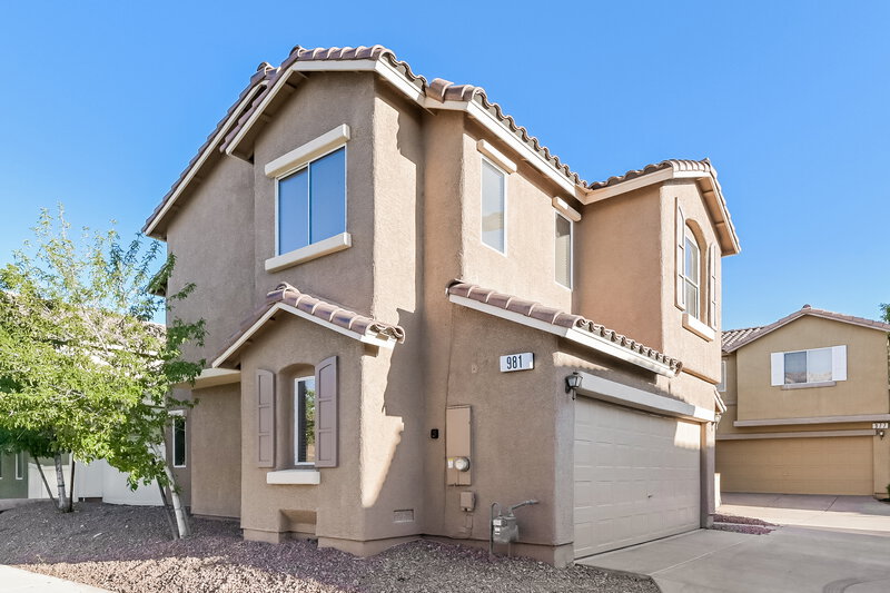 2,520/Mo, 981 Medina de Leon Ave Henderson, NV 89015 Front View