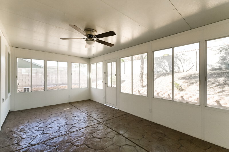 2,090/Mo, 851 Voyager St Henderson, NV 89002 Sun Room View
