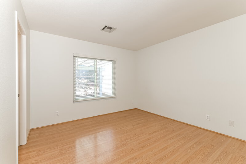 2,090/Mo, 851 Voyager St Henderson, NV 89002 Bedroom View