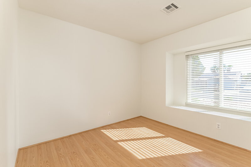 2,090/Mo, 851 Voyager St Henderson, NV 89002 Bedroom View 2