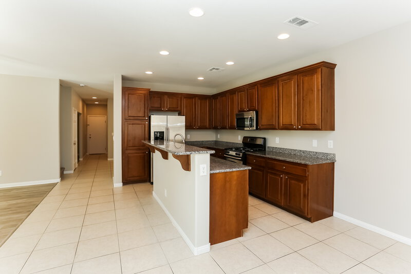 2,190/Mo, 8562 Golden Idol Ct Las Vegas, NV 89131 Kitchen View 2