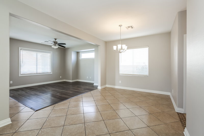 2,625/Mo, 4150 W El Campo Grande Ave North Las Vegas, NV 89031 Dining Room View