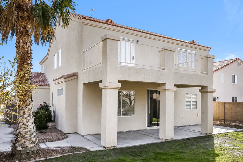 2,625/Mo, 4150 W El Campo Grande Ave North Las Vegas, NV 89031 Rear View