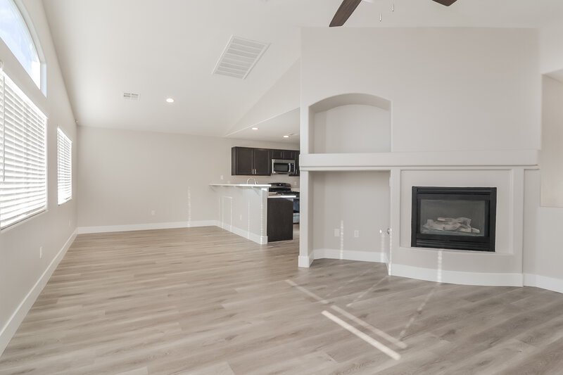 2,060/Mo, 7243 Twin Maples Ct Las Vegas, NV 89148 Living Room View 3