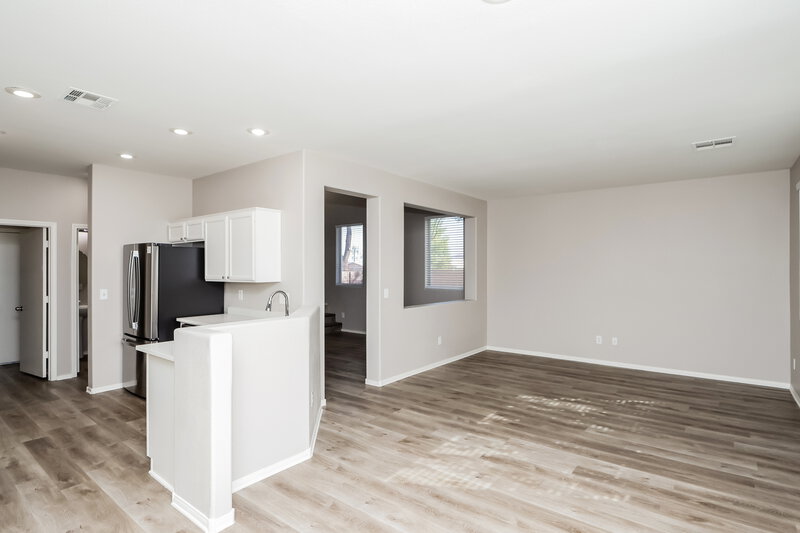 2,215/Mo, 697 Blooming Sage Ct Henderson, NV 89015 Living Room View 4