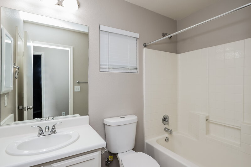 2,215/Mo, 697 Blooming Sage Ct Henderson, NV 89015 Bathroom View