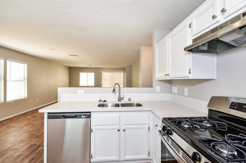 1,995/Mo, 613 Black Sand Ct Henderson, NV 89011 Kitchen View 3