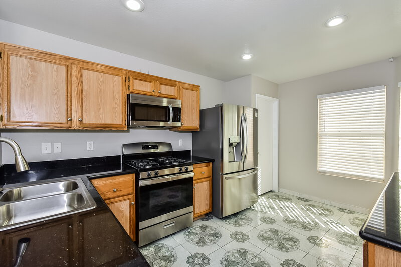 1,770/Mo, 1009 Cedar Pines St Henderson, NV 89011 Kitchen View