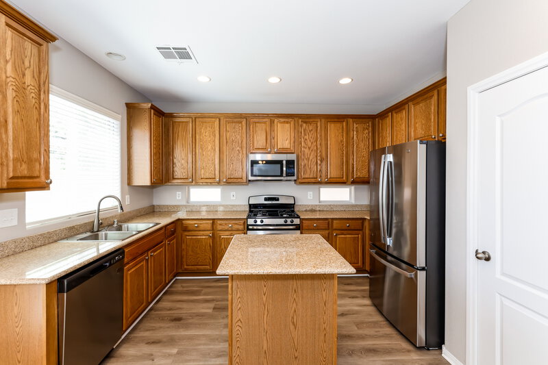 1,925/Mo, 643 Calamus Palm Pl Henderson, NV 89011 Kitchen View