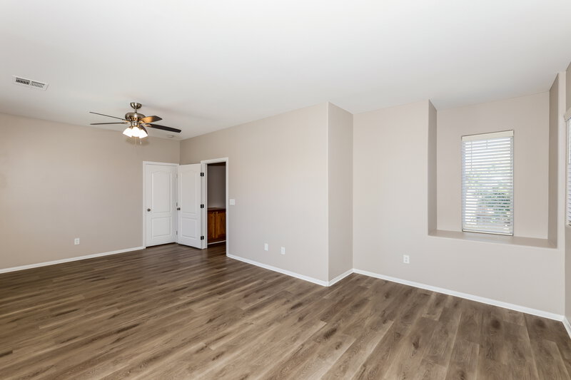 1,925/Mo, 643 Calamus Palm Pl Henderson, NV 89011 Main Bedroom View 2