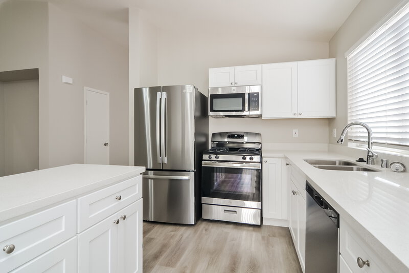 3,120/Mo, 696 Oak Field Ln Henderson, NV 89011 Kitchen View