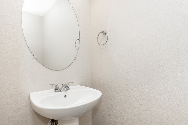 2,030/Mo, 799 Plantain Lily Ave Las Vegas, NV 89183 Bathroom View 2